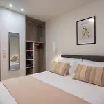 Apartment Luxury Pearl, Steps To The