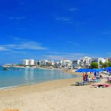 아파트 Luxury Pearl, Steps To The 하니아