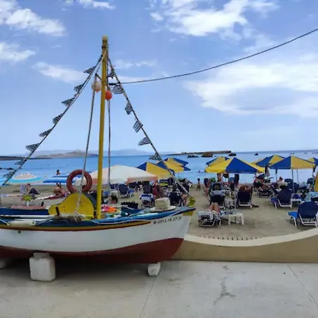 아파트 Luxury Pearl, Steps To The