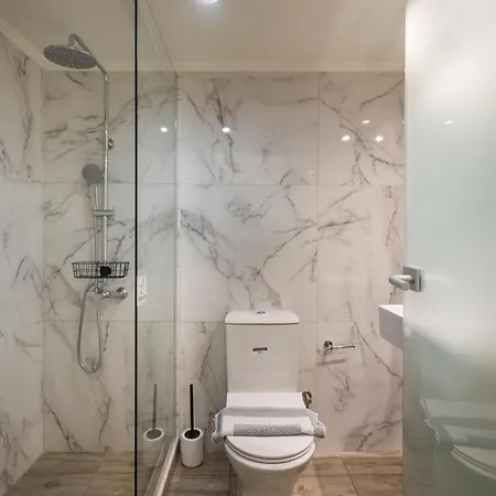 Luxury Pearl, Steps To The Appartamento *