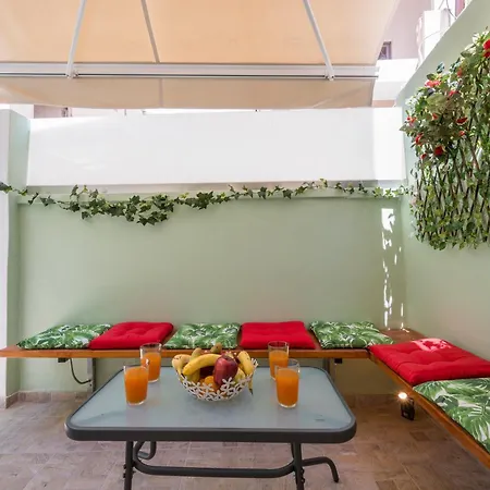 Luxury Pearl, Steps To The 아파트