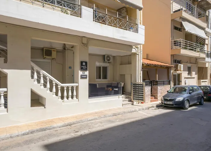 Luxury Pearl, Steps To The アパート ハニア