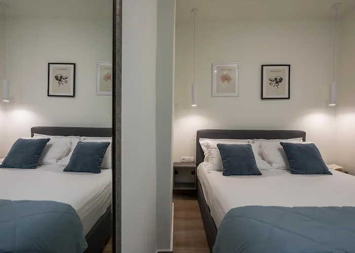 Luxury Pearl, Steps To The * ハニア