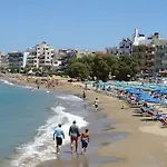 Luxury Pearl, Steps To The * خانيا